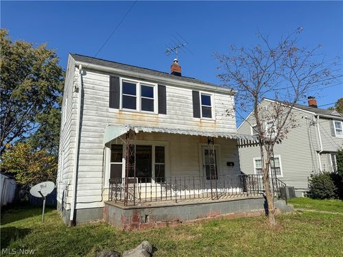 891 Davies Ave, Akron, OH, 44306-2705 | Card Image