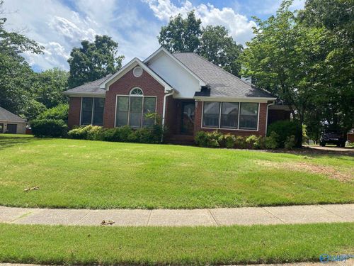 203 Glenridge Ct Sw, Huntsville, AL, 35824-1331 | Card Image