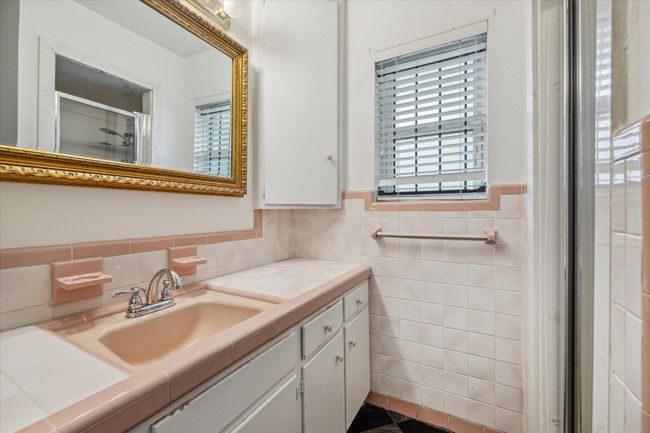 Primary bathroom | Image 21