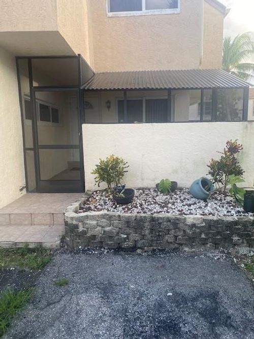 1-871 Nw 81st Ter, Plantation, FL, 33324-1209 | Card Image