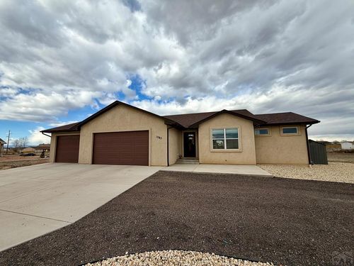 1285 E De La Vista Court, Pueblo West, CO, 81007 | Card Image