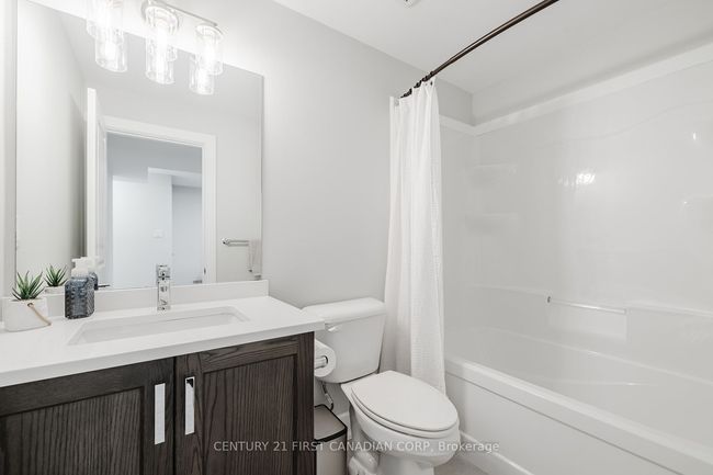 9 - 601 Lions Park Dr, Condo with 3 bedrooms, 4 bathrooms and 1 parking in Mount Brydges ON | Image 18