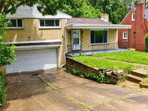 202 Crestview Dr, Penn Hills, PA, 15235-1943 | Card Image
