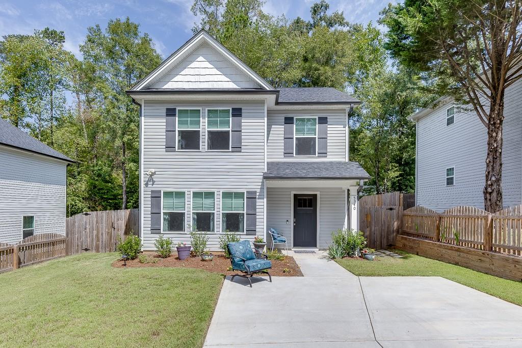 Mercedes Dr, Cumming, GA 30041