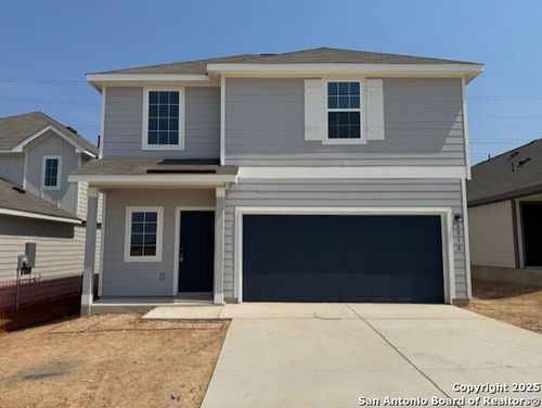 8818 Black Oak Dr, Elmendorf, TX, 78112-1073 | Card Image
