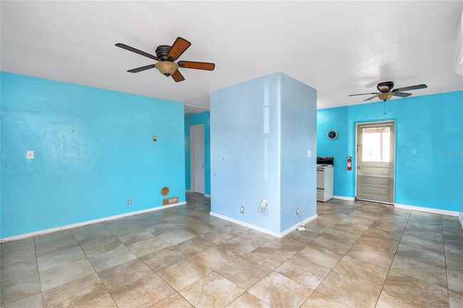 766 182 Nd Ave E, House other with 2 bedrooms, 4 bathrooms and null parking in REDINGTON SHORES FL | Image 5