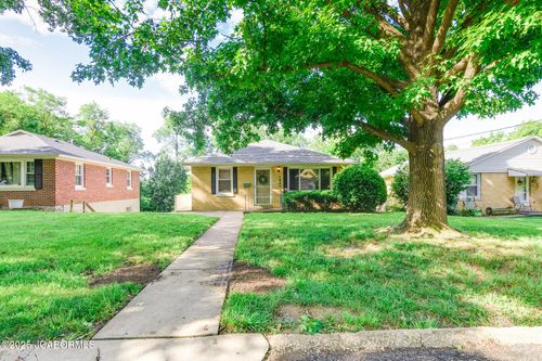 1833 W Mccarty St, Jefferson City, MO, 65109-1254 | Card Image