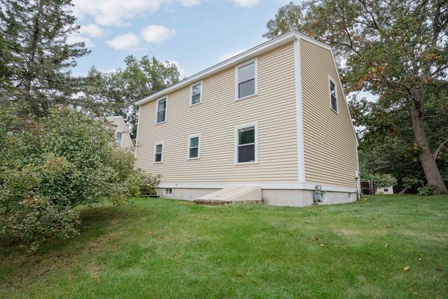6 Whittaker Cir, Condo with 4 bedrooms, 2 bathrooms and null parking in Concord NH | Image 5