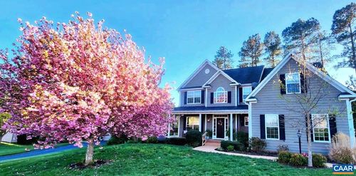 2 Forest Ct, ZION CROSSROADS, VA, 22942-6991 | Card Image