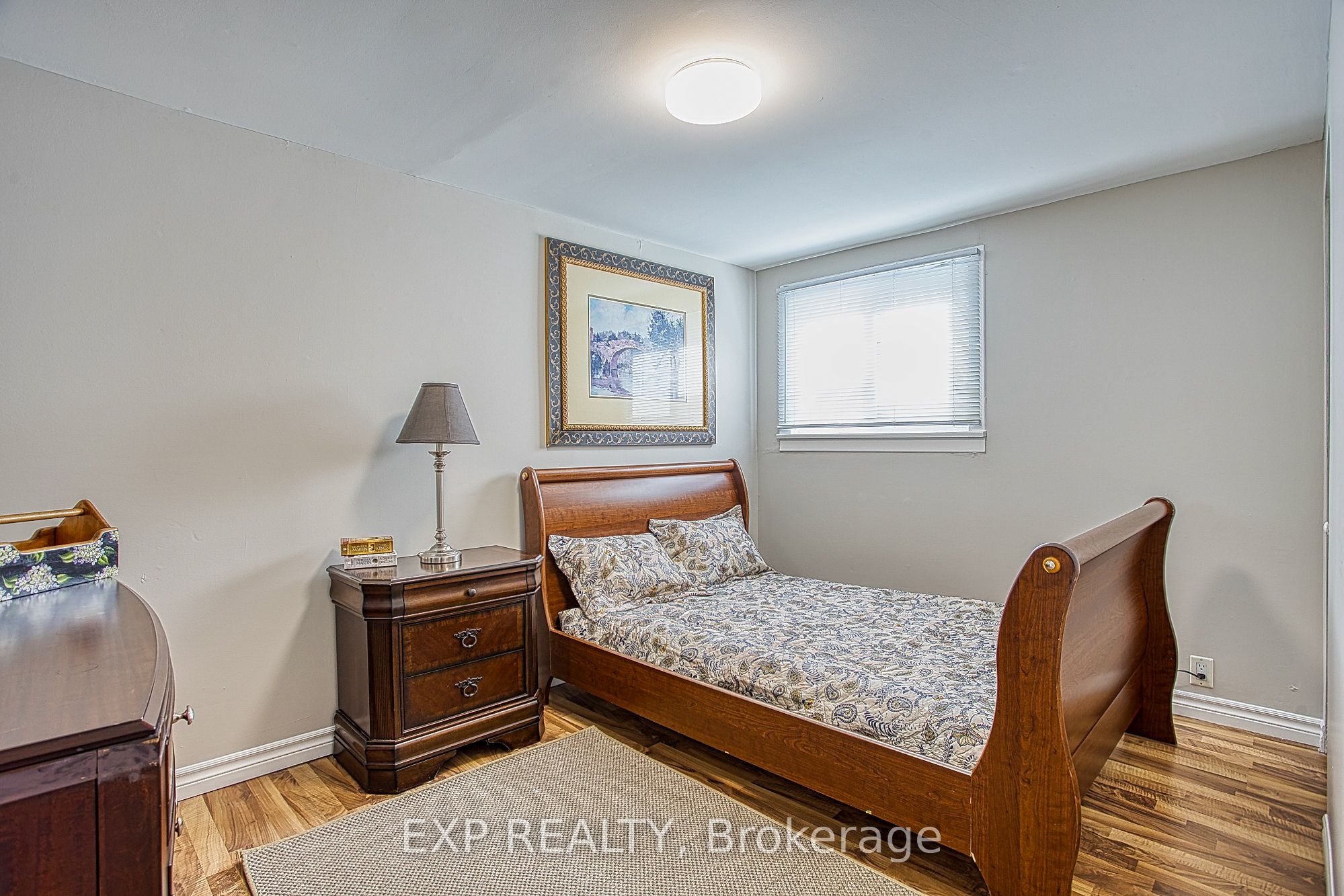 Commercial Sale in Hamilton 5