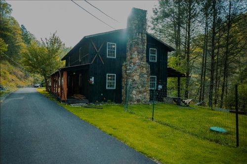 1128 Deer Meadow Road, Raven, VA, 24639 | Card Image