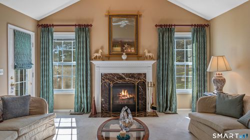 123-123 Louis Hill Rd, Sandy Hook, CT, 06482-1704 | Card Image