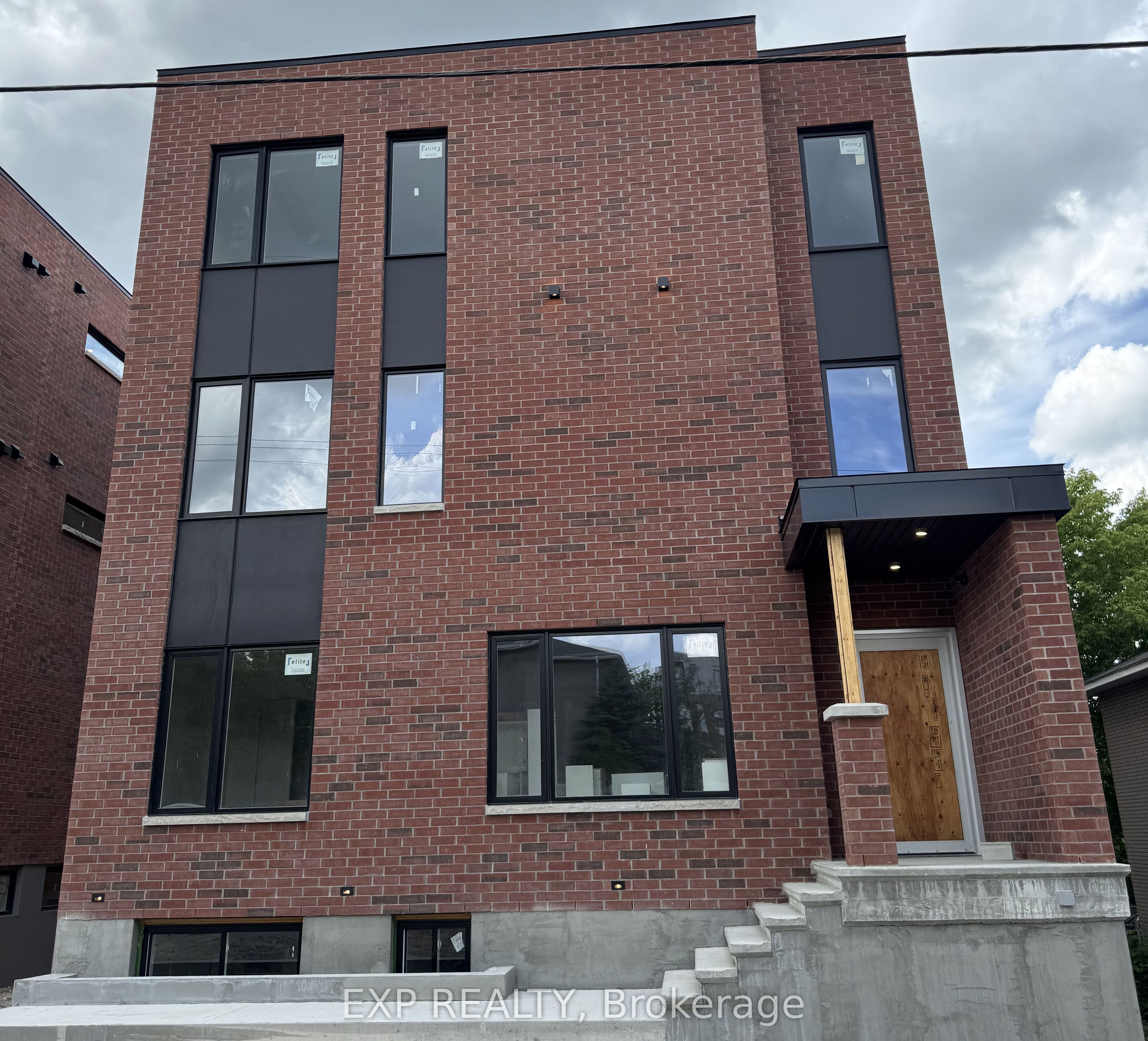 Residential Lease in Carlington - Central Park 4