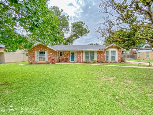 2032 Regent Dr, Abilene, TX, 79605-5712 | Card Image