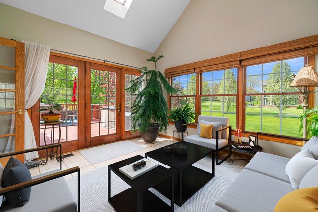 17 Arrowwood Dr, House other with 5 bedrooms, 5 bathrooms and 3 parking in Hawthorn Woods IL | Image 14