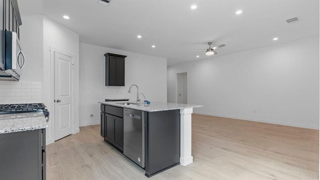 *Images and 3D tour are for illustration only and options may vary from home as built. | Image 24