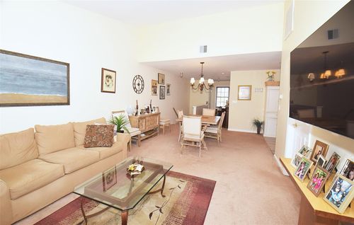 822 Portofino Pl, Melville, NY, 11747-5211 | Card Image