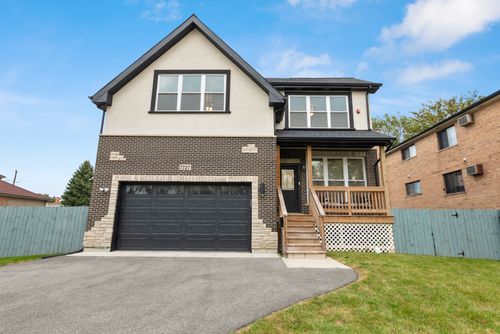 7727 S Roberts Rd, Bridgeview, IL, 60455-1379 | Card Image