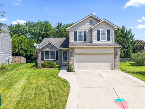 875 Gearhardt Ln, Troy, OH, 45373-8620 | Card Image