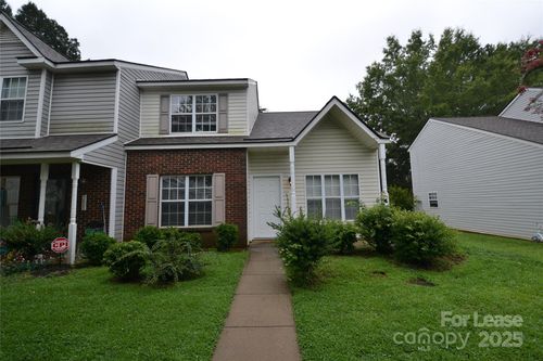 7627 Petrea Ln, Charlotte, NC, 28227-1060 | Card Image