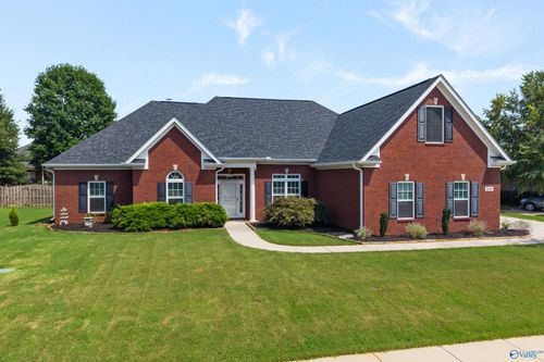 104 Carlton Woods Dr, Madison, AL, 35756-4172 | Card Image