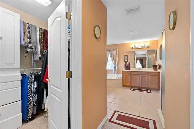 Owners Bathroom 1 | Image 23