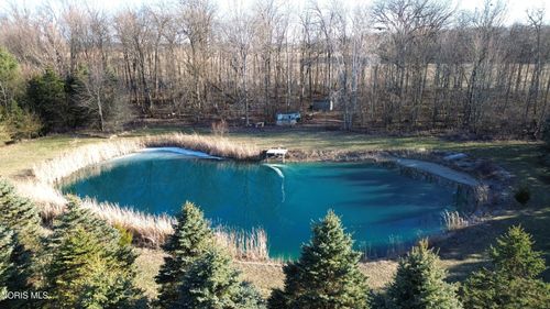 17576 County Road J, Napoleon, OH, 43545-9513 | Card Image