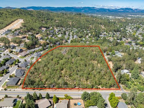 441-0 Se Rosemary Ln, Grants Pass, OR, 97527 | Card Image