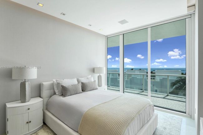 APT-606 - 100 S Pointe Dr, Condo with 3 bedrooms, 5 bathrooms and null parking in Miami Beach FL | Image 19