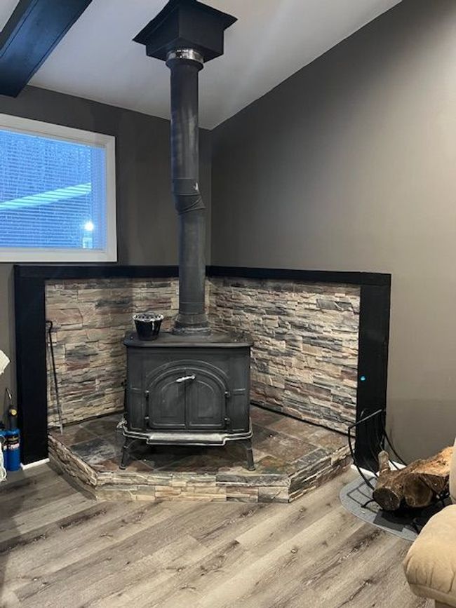 Woodstove | Image 35