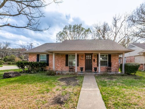 7130 Rutgers Dr, Dallas, TX, 75214-1759 | Card Image