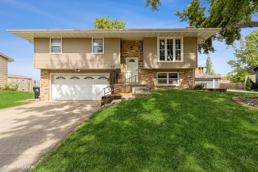 10th St, Ankeny, IA 50023