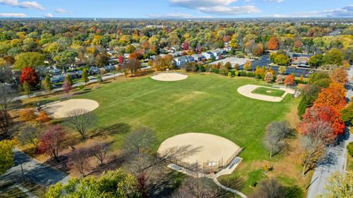 1214 Suffield Dr, Arlington Heights, IL, 60004-2712 | Card Image