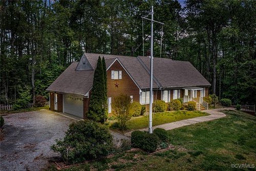 75 Lakeside Dr, Callao, VA, 22435-2213 | Card Image