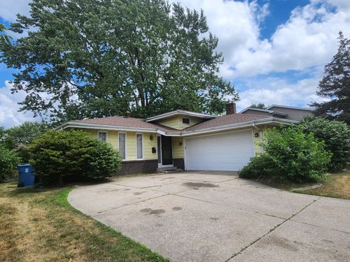 9331 Wildwood Dr, Highland, IN, 46322 | Card Image