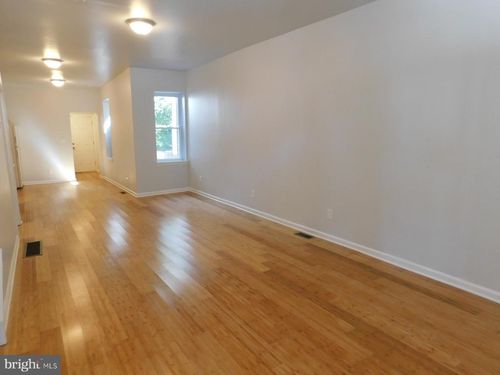833 N 39th St, PHILADELPHIA, PA, 19104-1651 | Card Image
