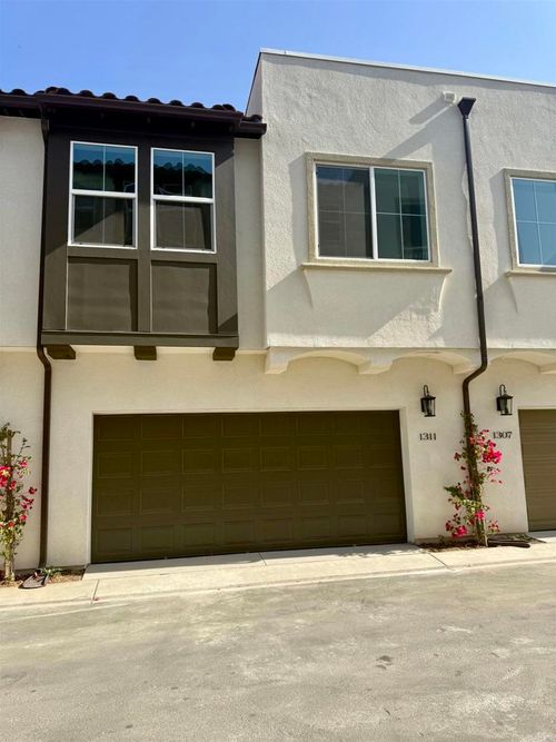 1311 Yannis Ct, El Cajon, CA, 92019-2030 | Card Image