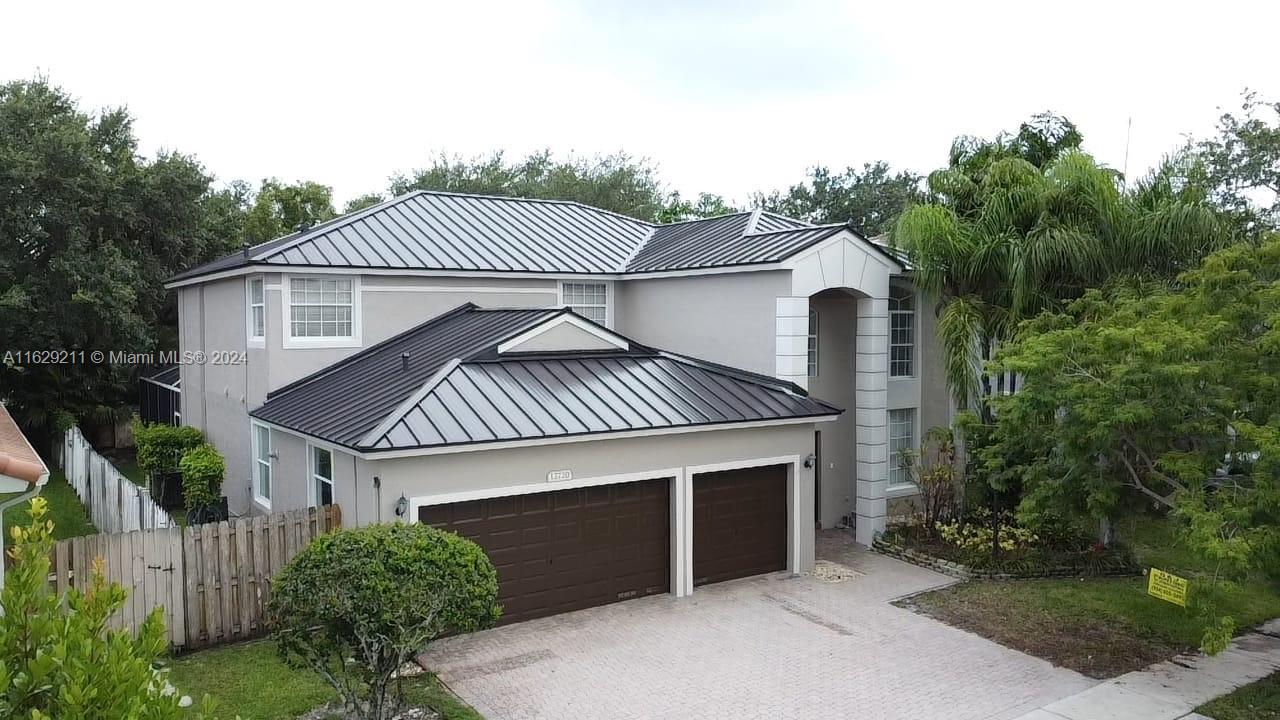 18th Ct, Pembroke Pines, FL 33028