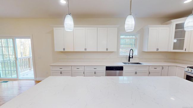 277 Wauregan Rd, House other with 4 bedrooms, 3 bathrooms and null parking in Canterbury CT | Image 10
