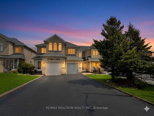 7 Abitibi Street, Richmond Hill, ON, L4C0R1 | Card Image