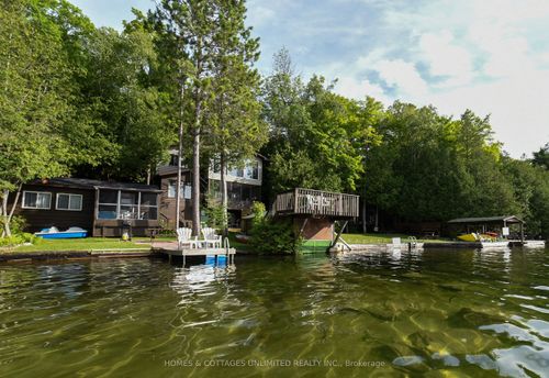 1070 Young Lane, Ompah, ON, K0H2J0 | Card Image