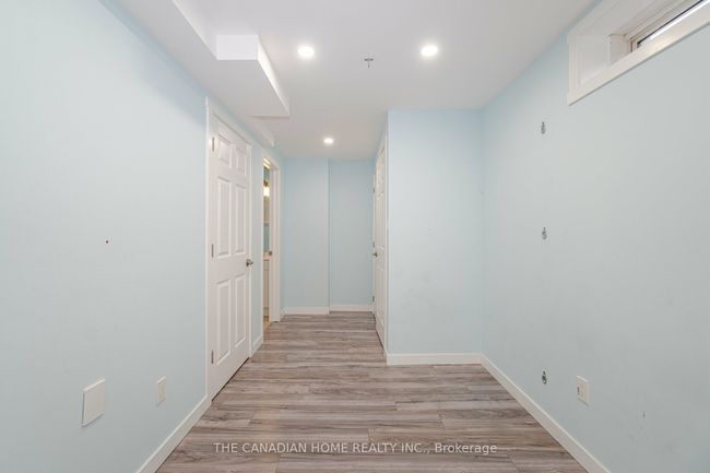 920 Mctrach Cres, House attached with 3 bedrooms, 3 bathrooms and 1 parking in Milton ON | Image 31