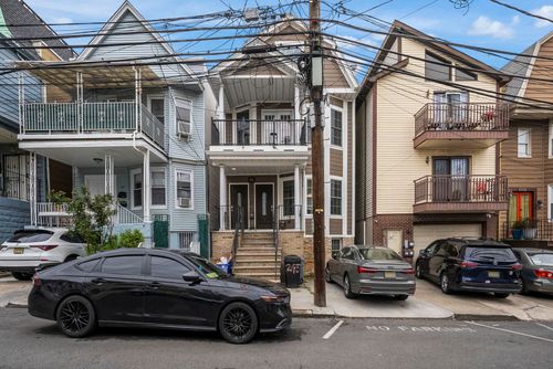 245 Jewett Ave, Jersey City, NJ, 07304-1803 | Card Image