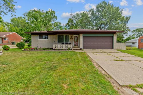 25150 Briarbank Ave, Southfield, MI, 48033-5841 | Card Image