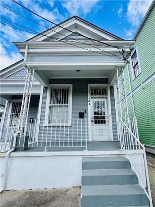 705 Felicity St, New Orleans, LA, 70130-4613 | Card Image