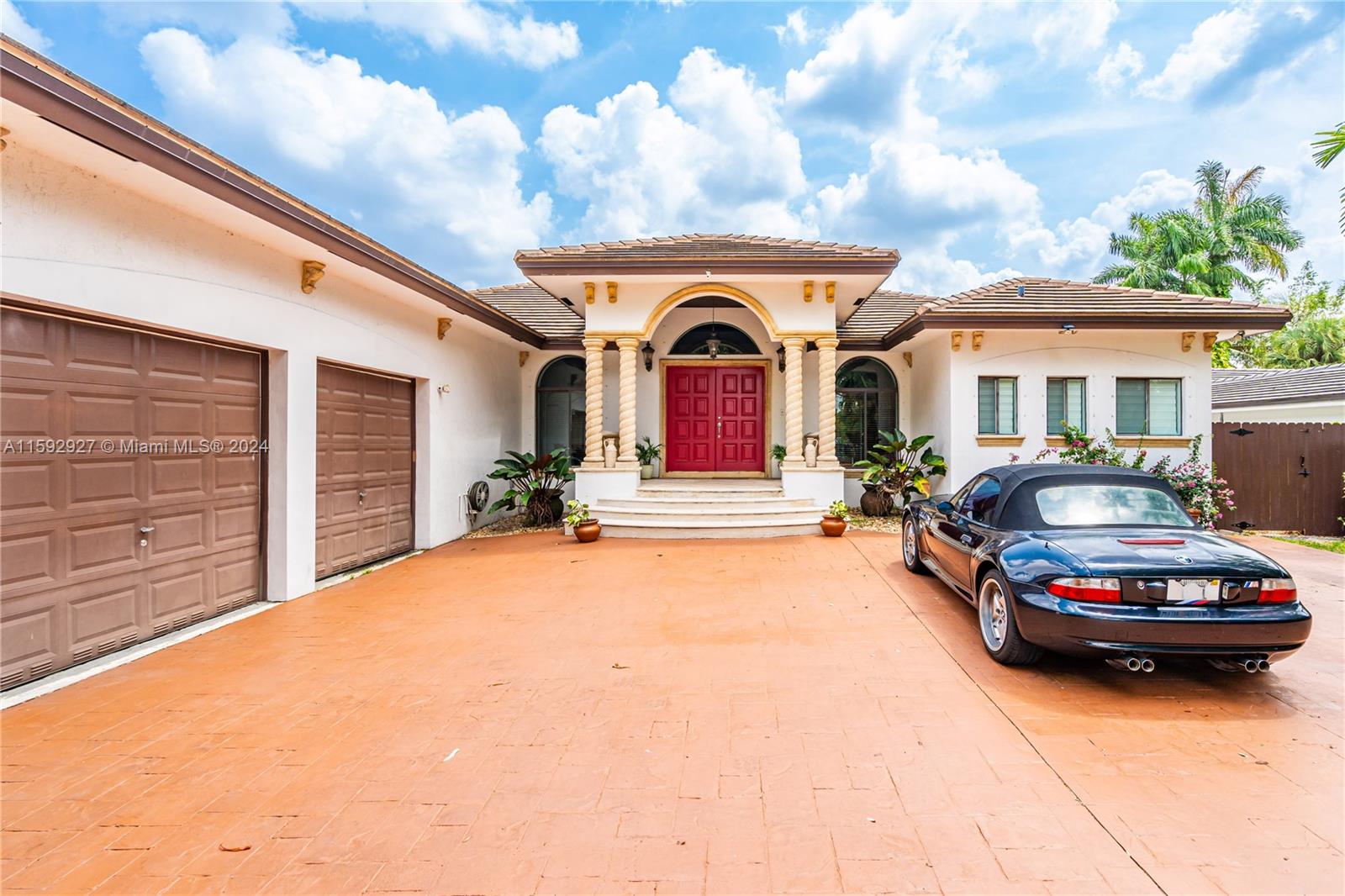 Royal Poinciana Blvd, Miami Springs, FL 33166