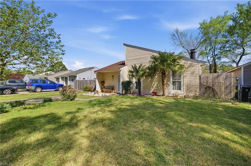 3520 Forest Glen Rd, Virginia Beach, VA, 23452-4011 | Card Image