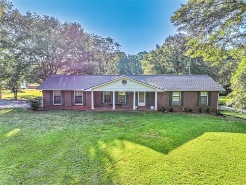 684 N Cherokee Rd, Social Circle, GA, 30025-2876 | Card Image