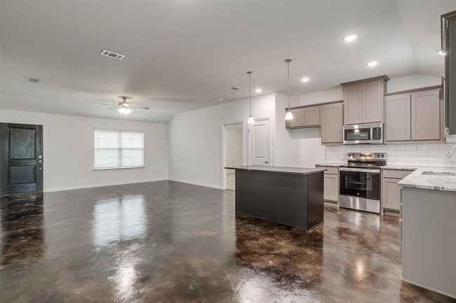 5716 High Plains Trl, House other with 5 bedrooms, 3 bathrooms and null parking in Joshua TX | Image 9