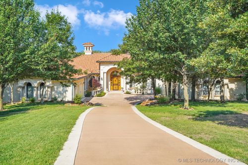 2125 W 73rd St, Tulsa, OK, 74132-2221 | Card Image